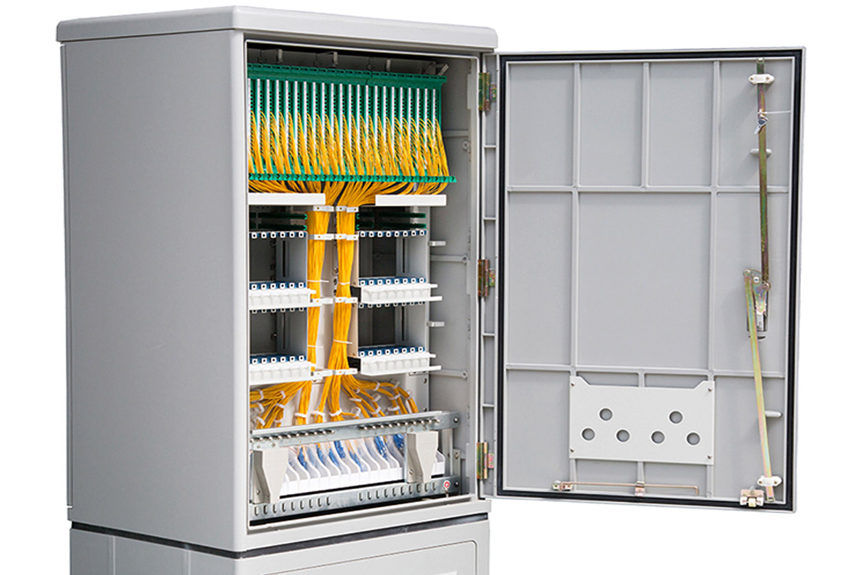 FIBER OPTIC OUTDOOR CABINET